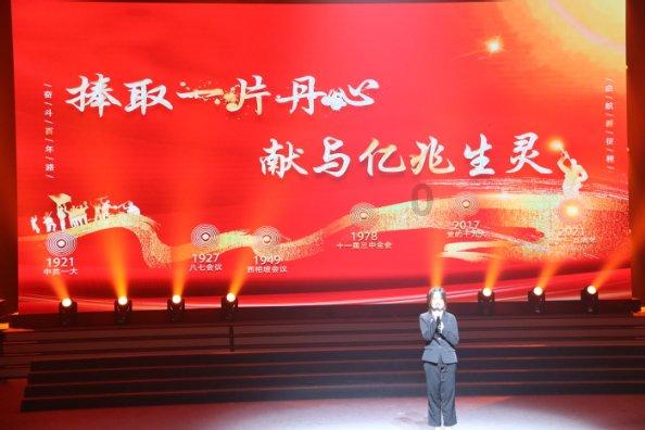 韩语歌词:为什么你会爱上我 出自哪首歌啊游戏画面